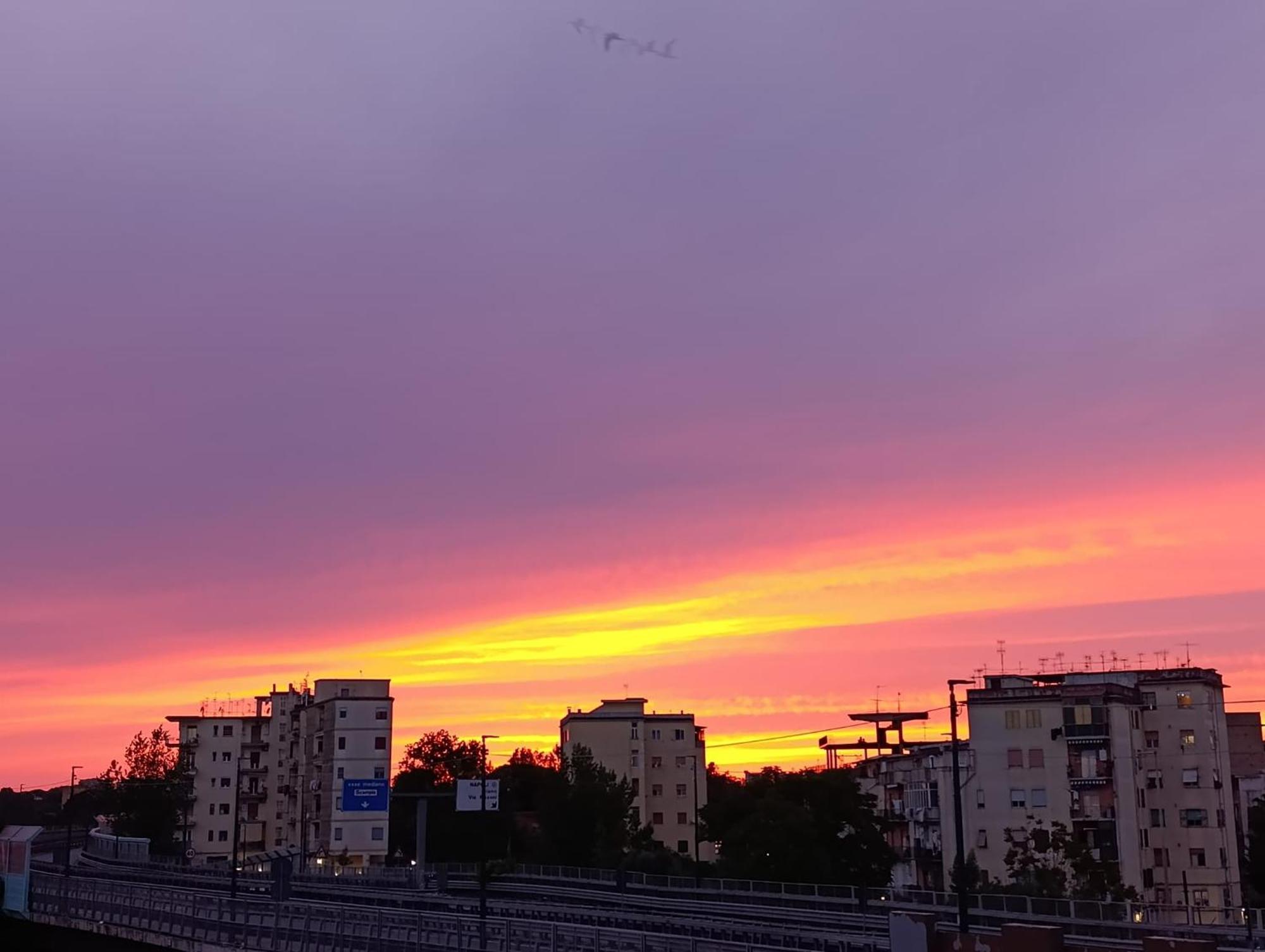 B&B Airport Serenity Suites Napoli Ngoại thất bức ảnh